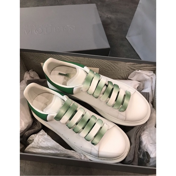 Alexander McQueen Women´s White and Green Sneakers